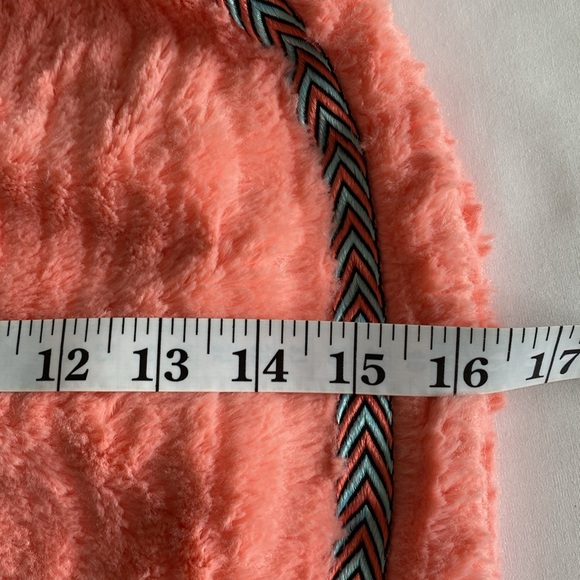 NEW Little Lass Girls Furry Vest Hoodie Size 4T Toddler Orange - Picture 6 of 7